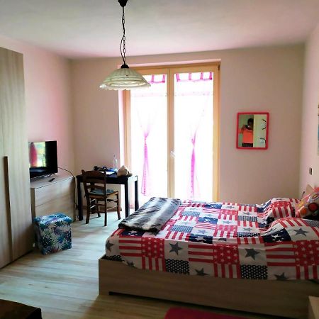 Appartamento Corte Dei Landi Gavriago Exterior foto