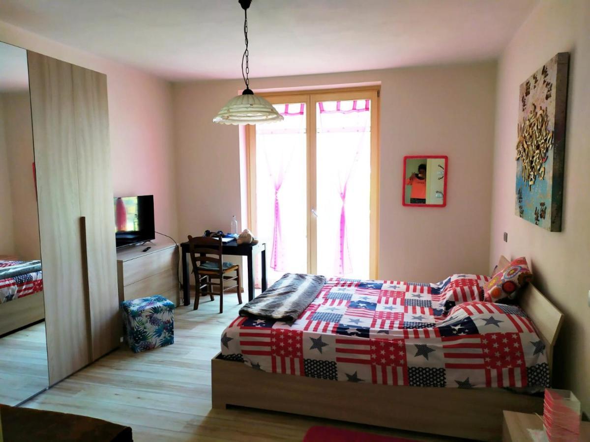 Appartamento Corte Dei Landi Gavriago Exterior foto